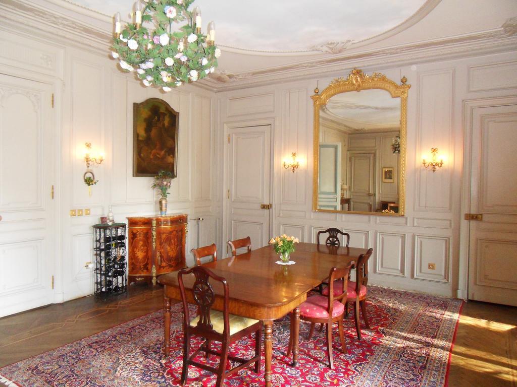 Chateau De La Motte Noailly 외부 사진